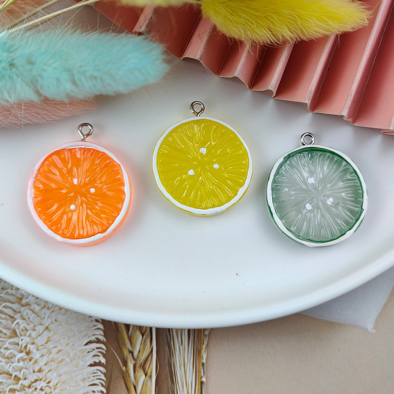 10 vnt. dervos vaisių citrinų pakabukai, skirti pasidaryk pats rankų darbo papuošalams, auskarų vėrinys, raktų pakabukas, apyrankė, pakabukas, priedai, radiniai
