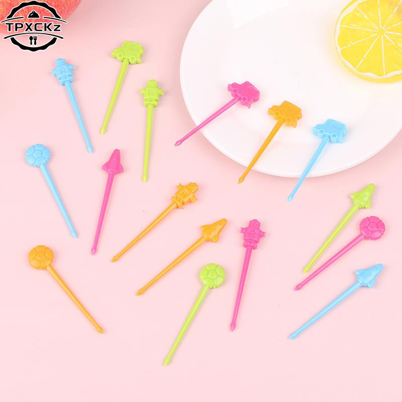 16 komada Robot Auto Zrakoplov Nogomet Vilica za voće Mini crtić Dječja torta Voće Čačkalica Bento Ručak Bento Dodaci Dekoracija za zabavu