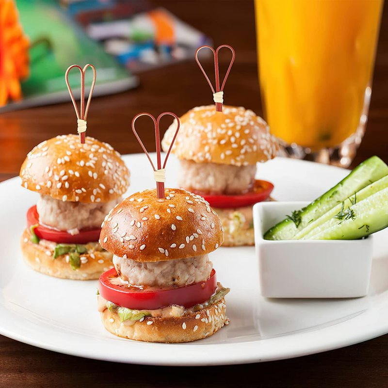 100db bambusz koktél 4,7 hüvelykes fából készült fogpiszkáló előételekhez italhoz, élelmiszer kellékekhez születésnapi torta parti falatkákhoz