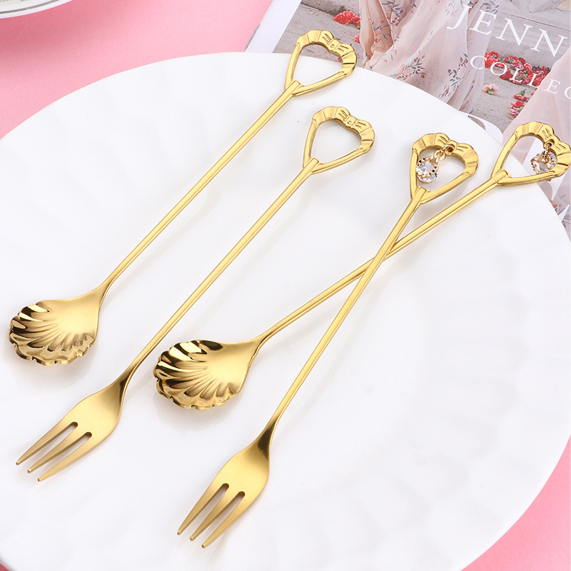 Puuviljad Suupisted Koogid Kommid Magustoidud Peod Kahvlid Südamekujulised Mikserid Lauanõud Köögitööriistad Roostevabast terasest lauanõud