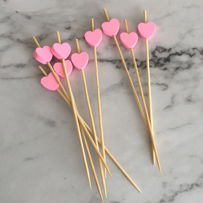 100db Heart Bamboo Picks Svédasztalos Cupcake Gyümölcs Villa Party Desszert Saláta Rúd Koktél Nyárs Esküvői dekorációhoz 12cm
