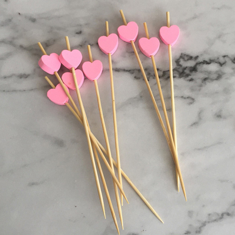 100db Heart Bamboo Picks Svédasztalos Cupcake Gyümölcs Villa Party Desszert Saláta Rúd Koktél Nyárs Esküvői dekorációhoz 12cm