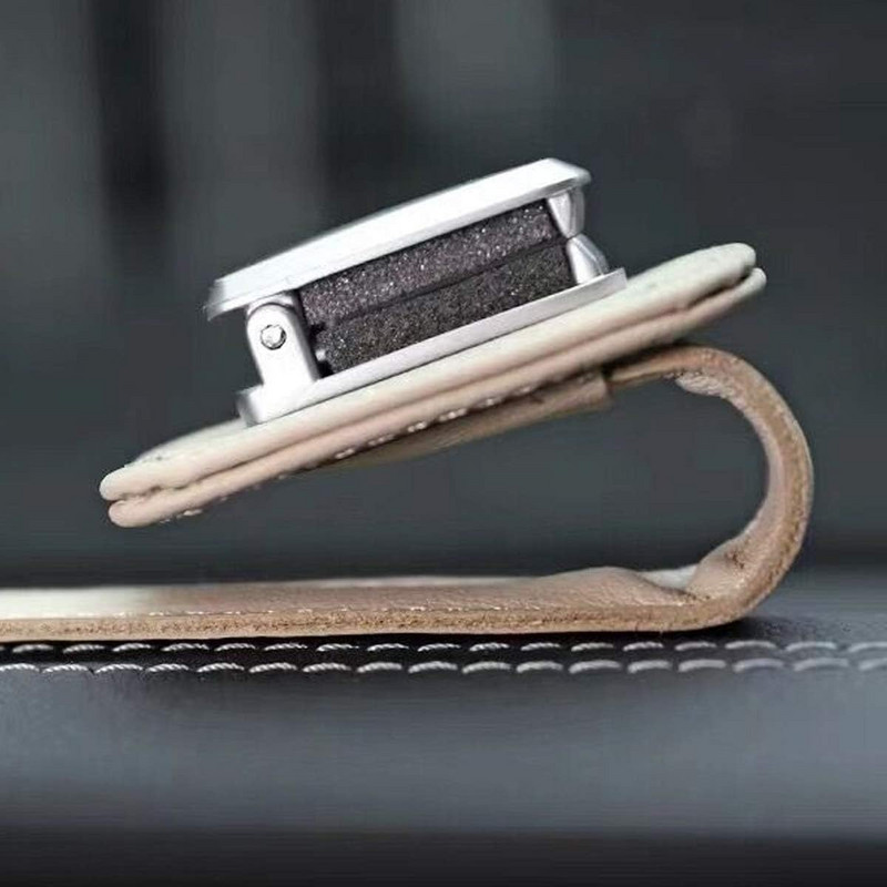 Vizir za automobil, kožni držač za sunčane naočale, prvi sloj kopče za sunčane naočale, montiran sa kopčom za kartice za karte, prikladno za sve modele