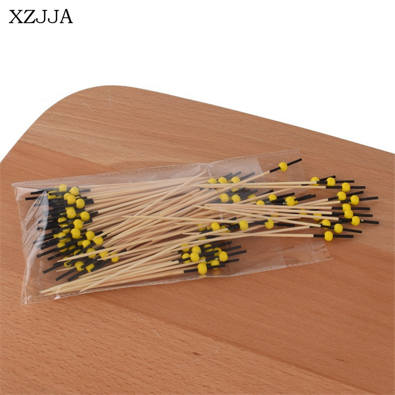 XZJJA 100 tk Lauanõud Bambusest puuviljakahvlid Puuviljad magustoidud peotarbed Rootsi lauapulgad Bento kasti tarvikud Valikud toidukaunistused