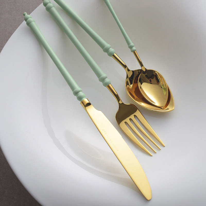 Μαχαίρι για μπριζόλα από ανοξείδωτο ατσάλι Πιρούνι Γαμήλιο κουτάλι καφέ σερβίτσιο Πράσινο χρυσό κουταλάκι Ωραίο δώρο Μαχαιροπήρουνα σπιτιού Προμήθειες πάρτι