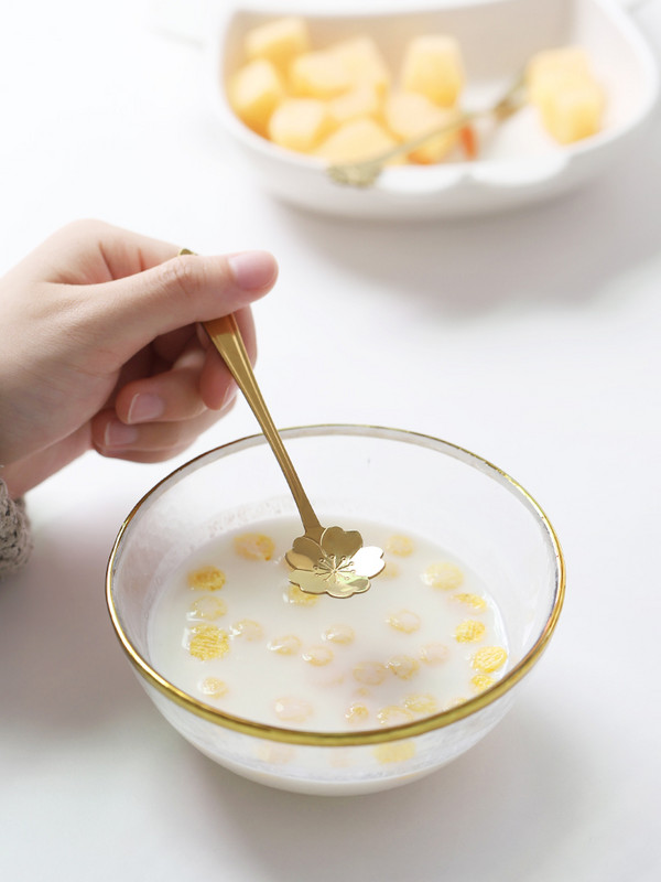 2 vnt Lengva prabanga nerūdijančio plieno vaisių šakutė auksinė desertinė šakutė pyrago vaisių šakutė subtilus vyšnių šaukštas namų virtuvės indai