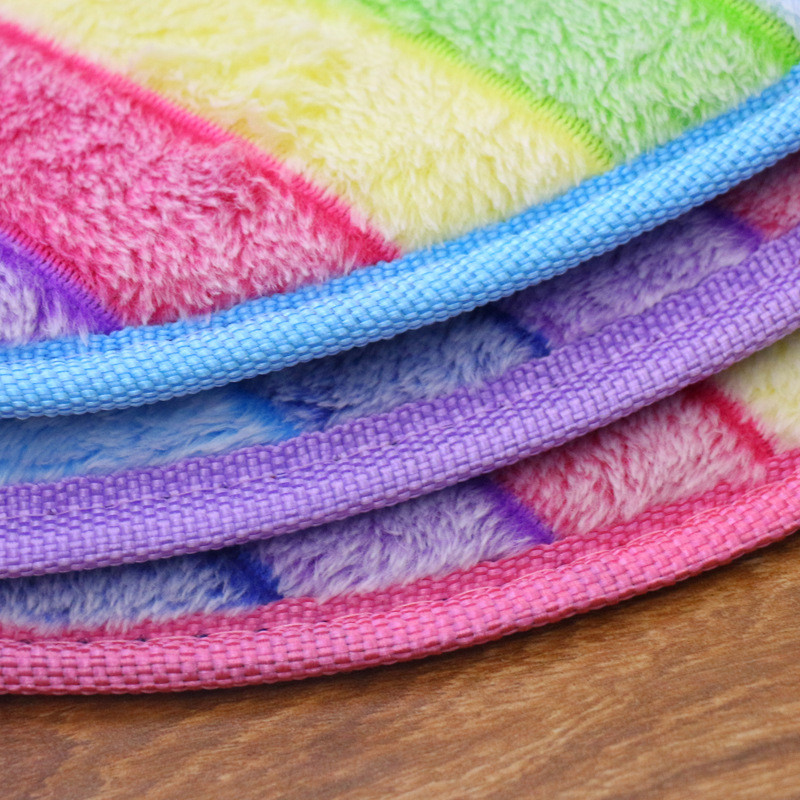 Huse pentru scaune de toaletă pentru baie cu dungi curcubeu Huse de toaletă cu pastă Pernă caldă de iarnă Dimensiune universală Covoraș pentru toaletă confortabilă