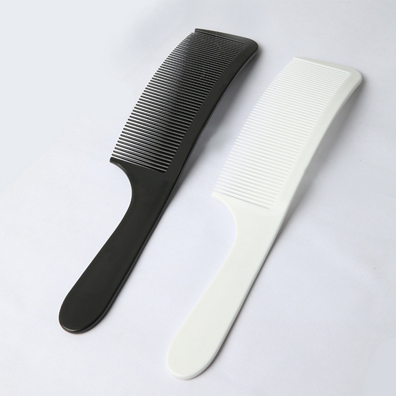 2 vnt lenktos šukos lenktos formavimo šukos Profesionalios plokščios kirpimo šukos plaukų kirpimo priemonės storiems ploniems plaukams (juodos ir baltos spalvos)