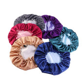 Atverčiamos satininės „Bonnet“ plaukų kepurės Dvisluoksnės „Sleep Adjust Sleep Night Cap“ galvos apdangalo kepurė, skirta garbanotiems spyruokliniams plaukams formuoti