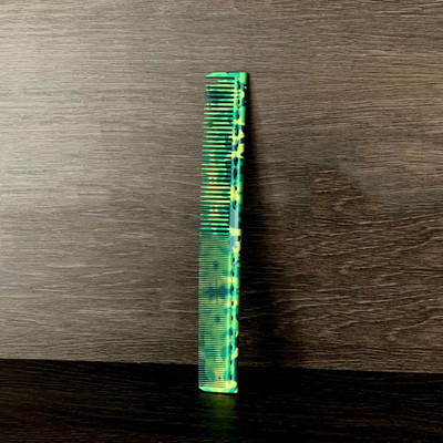 Spalvotos plastikinės plaukų kirpimo šukos moterims Ilgų plaukų kirpimas Tiesių plaukų formavimas Kietos šukos Kirpyklos priedai