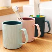 Fogkefés csésze Praktikus kontraszt színű, sima él a mindennapi élethez.