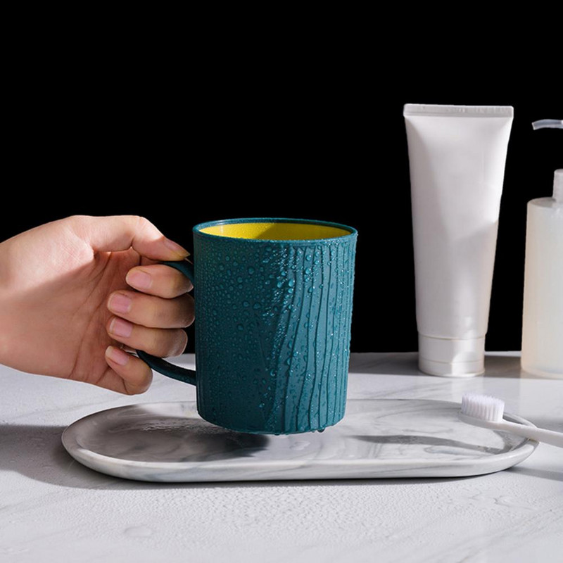 Fogkefés csésze Praktikus kontraszt színű, sima él a mindennapi élethez.