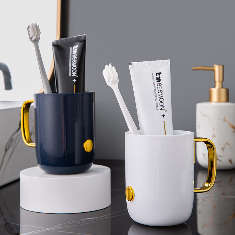 Plastikust hambaharjatops Kaasaskantav pesutass Lihtsas stiilis, kõrgendatud põhjaga reisimiseks kaasaskantav õpilaspaaridele reisivannituba