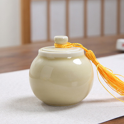 Keraamika Lemmikloomaurnid Kremeerimine Isikupärastatud väikeloomad Matus Matmine Kirst Hamstri tuhastamine Relikviaarid tuha jaoks Lemmikloomade mälu