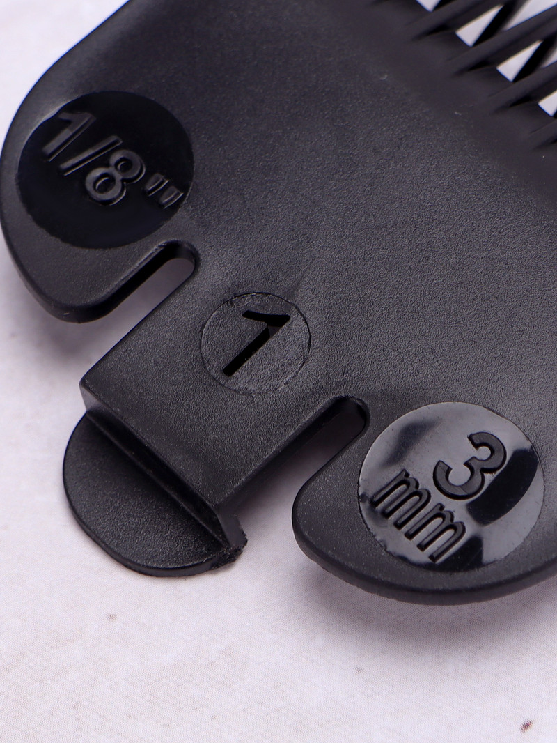 Profesionalios kirpyklos stiliaus plaukų kirpimo šukos salonas kirpyklos kirpimas plaukų nukreipimo šukos kirpėjas atsarginių dalių ribos šukos