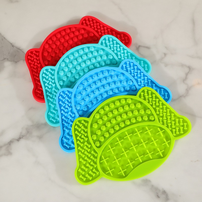 BPA-vaba silikoonist lakkumispadi Lemmiklooma koera lakkumispadi Kasside lakkumismatt Toit Aeglane söömine Lakkumissöötja Lemmiklooma vanni häirepadjad Lemmiklooma söötja