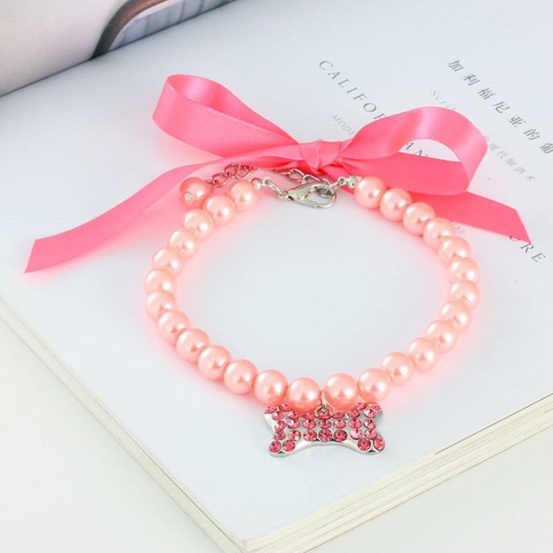 Kassi pärli kaelakee koera luust ripats kaelarihma imitatsiooniga pärlilindiga vibusõlme reguleeritav lemmiklooma kaelarihm