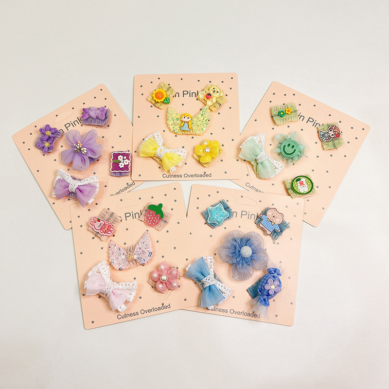 5 tk/komplekt Armsad koera juukseklambrid kutsika juuksenõel Pet Cat Käsitsi valmistatud juuksenõel Lemmiklooma vibu juuste aksessuaarid Mitmevärviline pikk villane lemmiklooma peakate