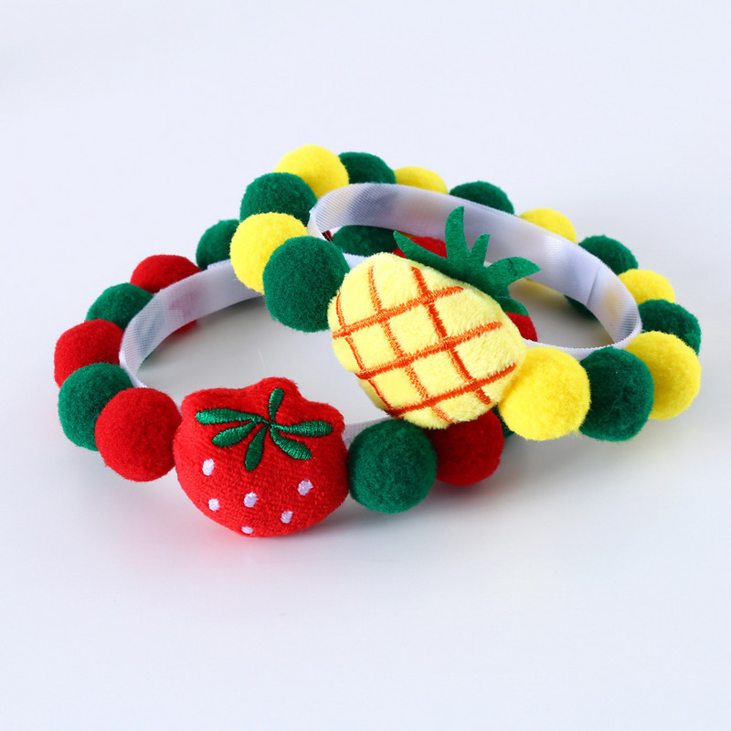 Lemmiklooma kaelarihm kassile armas multikas plüüsist puuviljakujuline värviline kuulkrae armas sall koera kassi lemmikloomatarbed