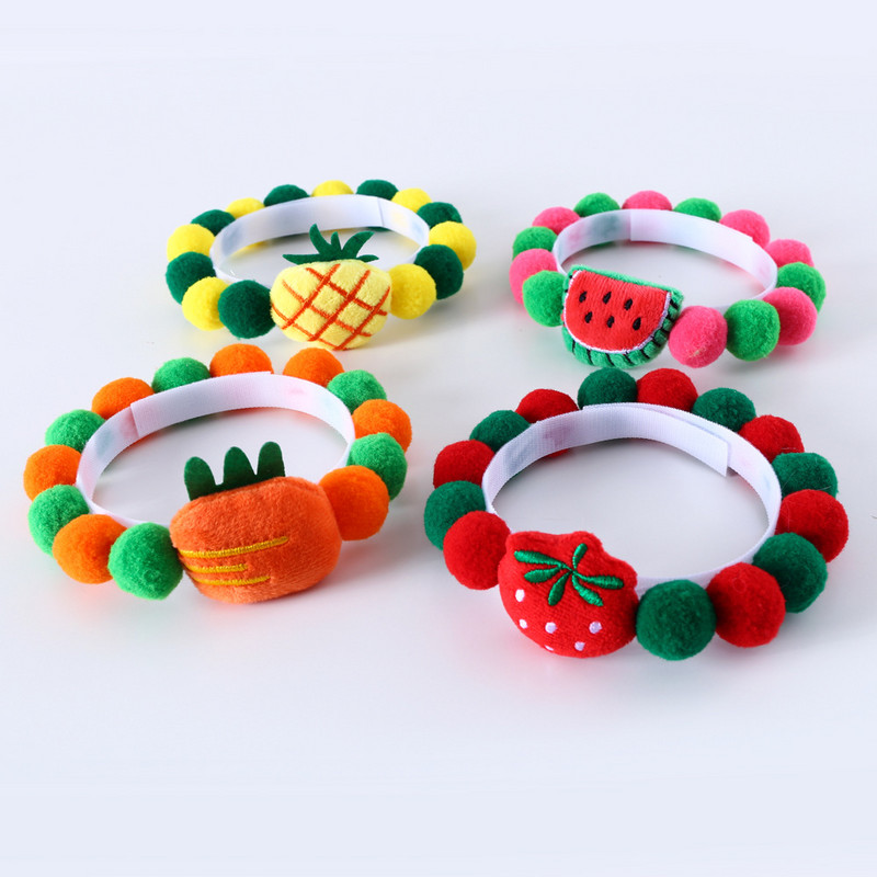 Lemmiklooma kaelarihm kassile armas multikas plüüsist puuviljakujuline värviline kuulkrae armas sall koera kassi lemmikloomatarbed