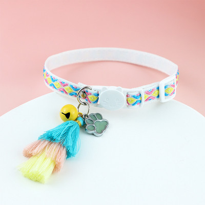 Lemmikloomatarbed Kutsikas Kiisu kaelarihm Bell Ripats Värviline Tutt Teemant Dekoratiivne Lemmiklooma kaelarihm Glow Proof Loss Kaelakee