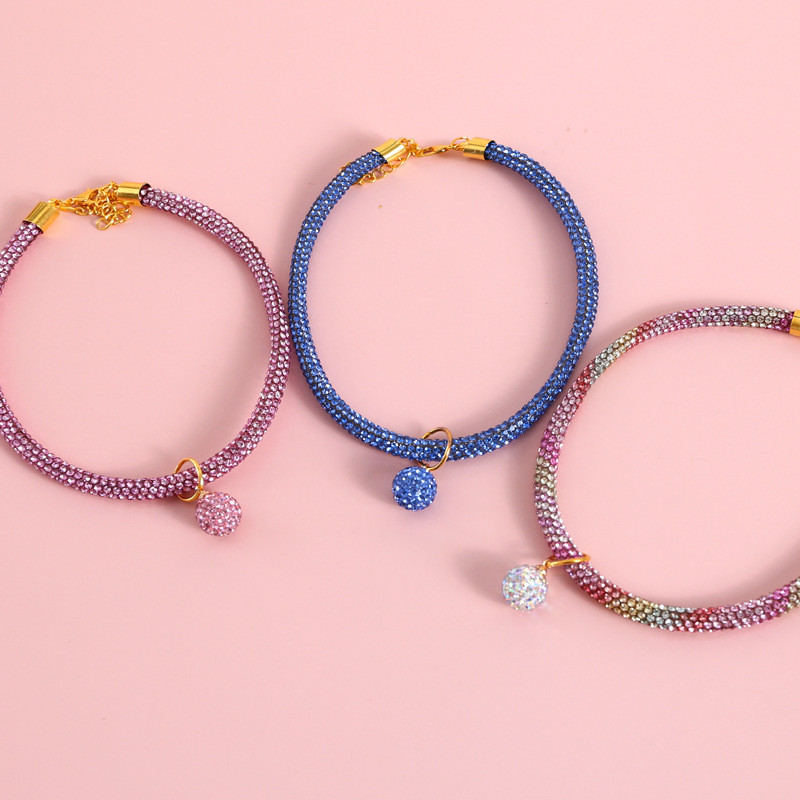 Naminių gyvūnėlių karoliai, visiškai deimantiniai reguliuojami kačių antkakliai šunų karoliai Krištoliniai deimantiniai rutuliniai pakabukai karoliai naminių gyvūnėlių reikmenys naminių gyvūnėlių papuošalai