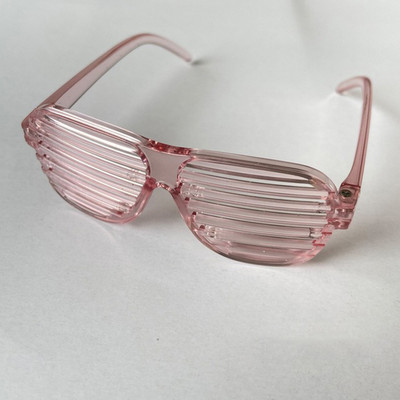 Απλά, δροσερά γυαλιά για κατοικίδια Τάση μόδας Όμορφα προϊόντα για κατοικίδια Photo Personality Dress Up Διχτυωτά γυαλιά για γάτες Αξεσουάρ για το σπίτι