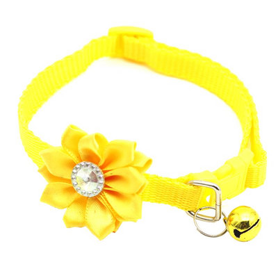 1 tk lilledega kivist kaunistusega lemmikloomade kaelarihm, reguleeritav kassi koera kaelarihm, kaelakee kellukesega Lemmikloomatarbed, rõivatarvikud