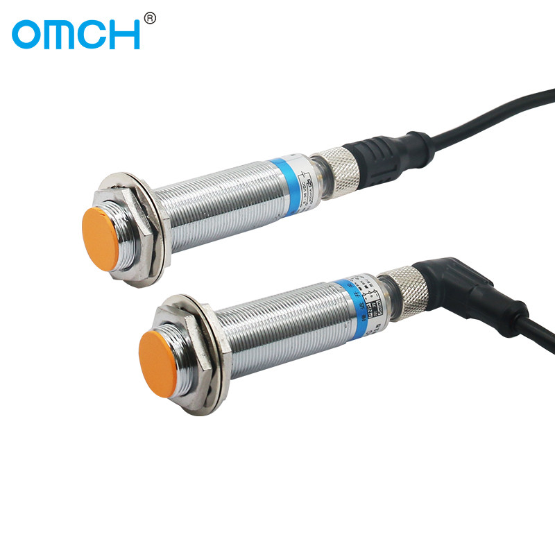 OMCH Plug-in M18 induktivni prekidač senzora blizine 5-8 mm Udaljenost detekcije Pogodan za M12 konektore NPN PNP