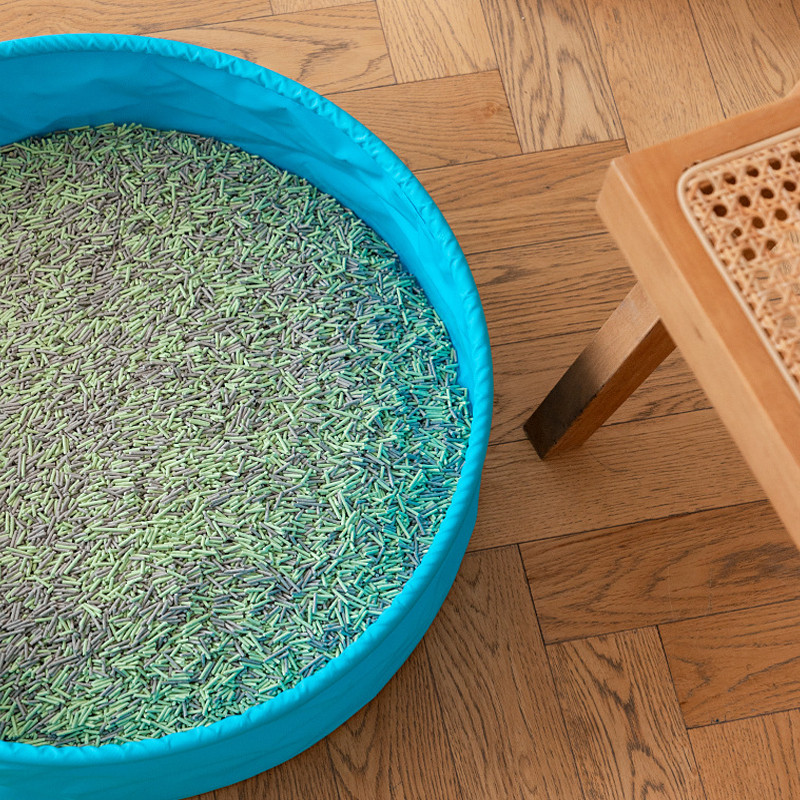 Ümmargused lemmikloomakassid kaasaskantavad voodinõud õues reisimiseks kokkupandav tualett Poolkinnine kassipoeg kassiliivakast treeningpann Lemmikloomade tarvikud