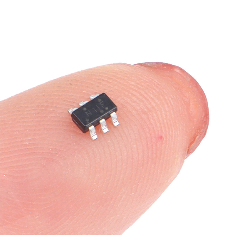 10 vnt. HX4004A HX4004 HX4002 HX4002B šilkografija HX-JE N11F SOT23-6 Neindukcinė stiprinimo mikroschema IC 4004A 4002B