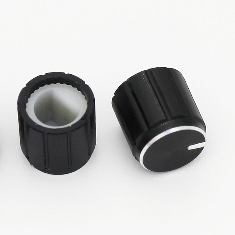 5 komada 10*10 mm ručica od aluminijske legure, potenciometar, upravljačka tipka, prekidač za glasnoću, rotirajući gumbi kodera za D-os promjera 6 mm