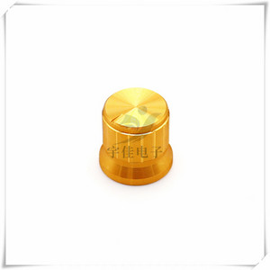 1 db alumínium gombsapka átmérő 17 mm magasság 16 mm potenciométer jeladó gomb 180 fok D belső furat 6 mm