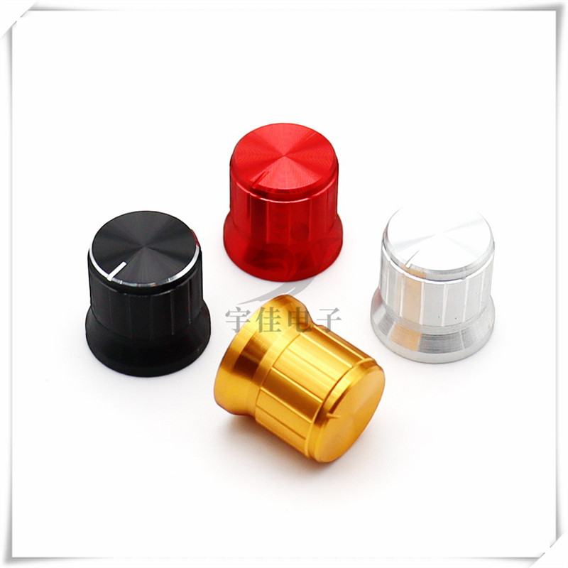 1 db alumínium gombsapka átmérő 17 mm magasság 16 mm potenciométer jeladó gomb 180 fok D belső furat 6 mm