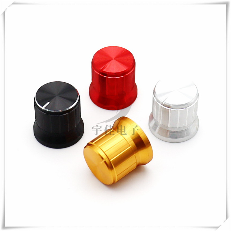 1 db alumínium gombsapka átmérő 17 mm magasság 16 mm potenciométer jeladó gomb 180 fok D belső furat 6 mm