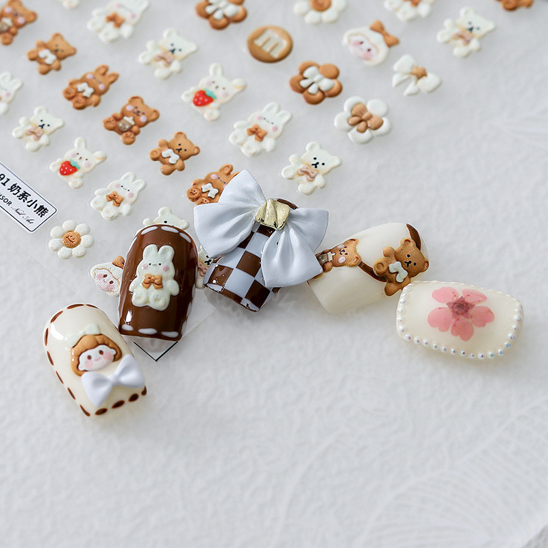 1 Φύλλο 5D Little Bear Soft Reliefs Αυτοκόλλητα Αυτοκόλλητα Διακοσμητικά νυχιών Αυτοκόλλητα Υπέροχα τρισδιάστατα αυτοκόλλητα μανικιούρ Χονδρική Dropshipping