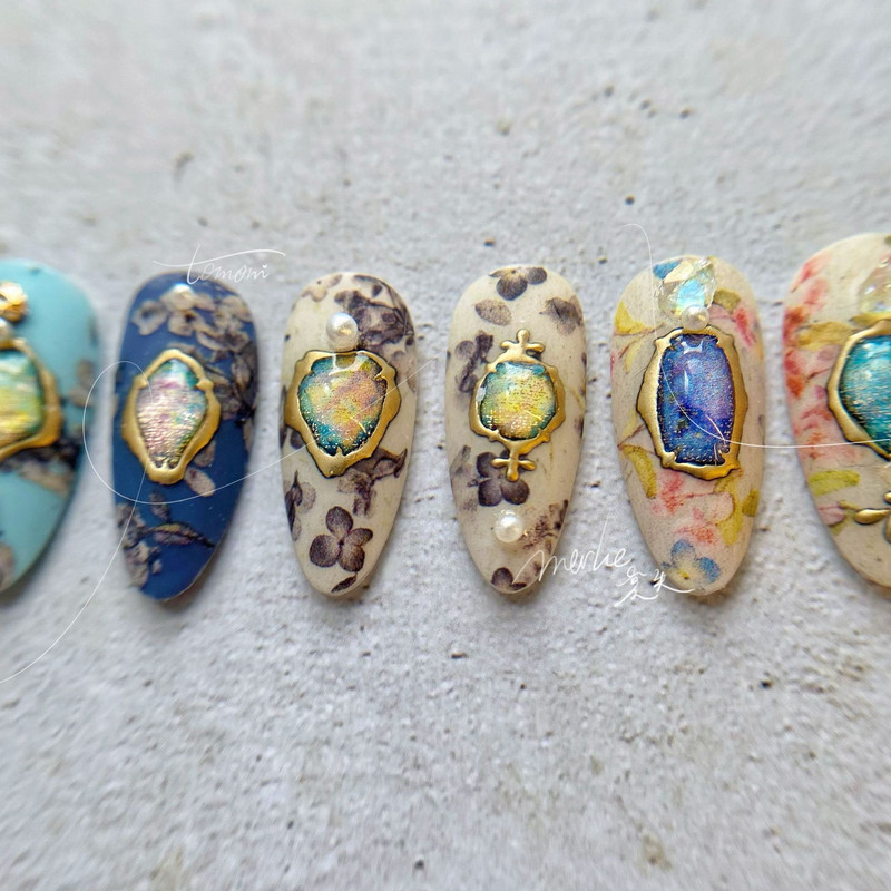 Punk geomeetriline ebaregulaarne pronksjas 3D isekleepuv küünte kaunistus kleebised kuivatatud lilled muru maniküüri kleebis läikiv gooti