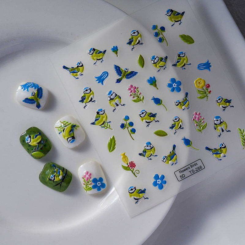 Nova reljefna naljepnica s crnim leptirom za nokte Mali moljac Ljudska krila Nails Art dodaci Aroma Flower serija klizača za nokte