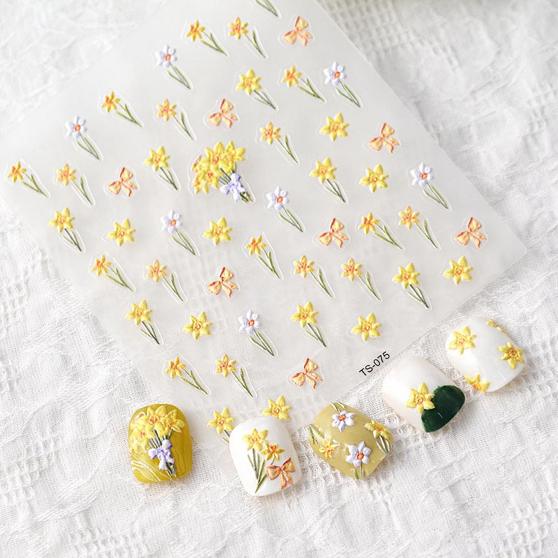 Kollased väikeste lilledega küünekleebised Leaf Slider aplikatsiooniga küünte disaini kaunistused