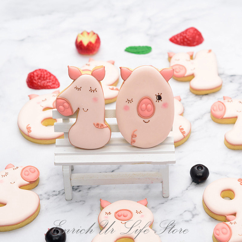 10 tk/komplekt Arv 0 kuni 9 Armas seakõrvakujuline küpsiselõikur, lastele sünnipäevakoogi kaunistamise tööriistad.