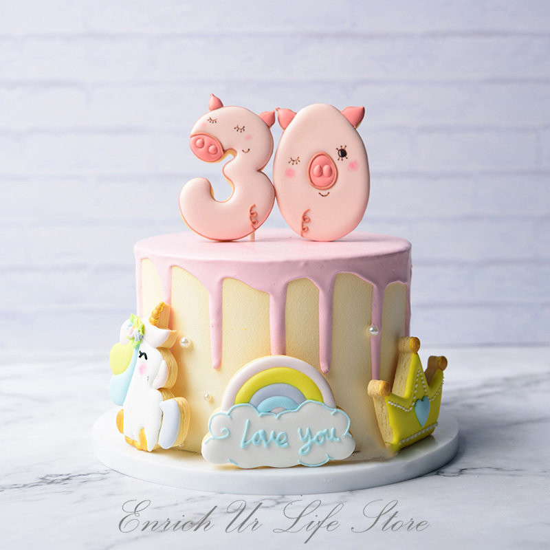 10 tk/komplekt Arv 0 kuni 9 Armas seakõrvakujuline küpsiselõikur, lastele sünnipäevakoogi kaunistamise tööriistad.