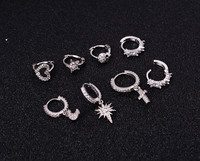 1 vnt. Punk Hiphop Cool Crystal Moon Star Cross Heart Kaukolė Mažas Apvalus Lankelis Auskarų vėrimas Pakabukas Ausys Žavingi papuošalai Didmeninė prekyba