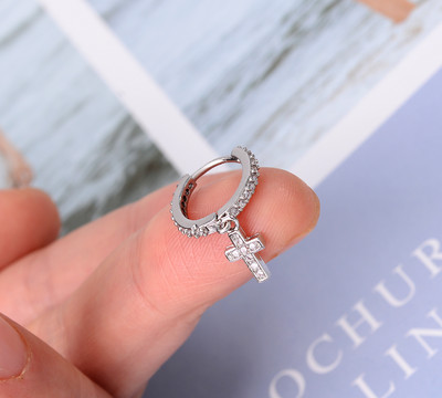 1 vnt. Punk Hiphop Cool Crystal Moon Star Cross Heart Kaukolė Mažas Apvalus Lankelis Auskarų vėrimas Pakabukas Ausys Žavingi papuošalai Didmeninė prekyba