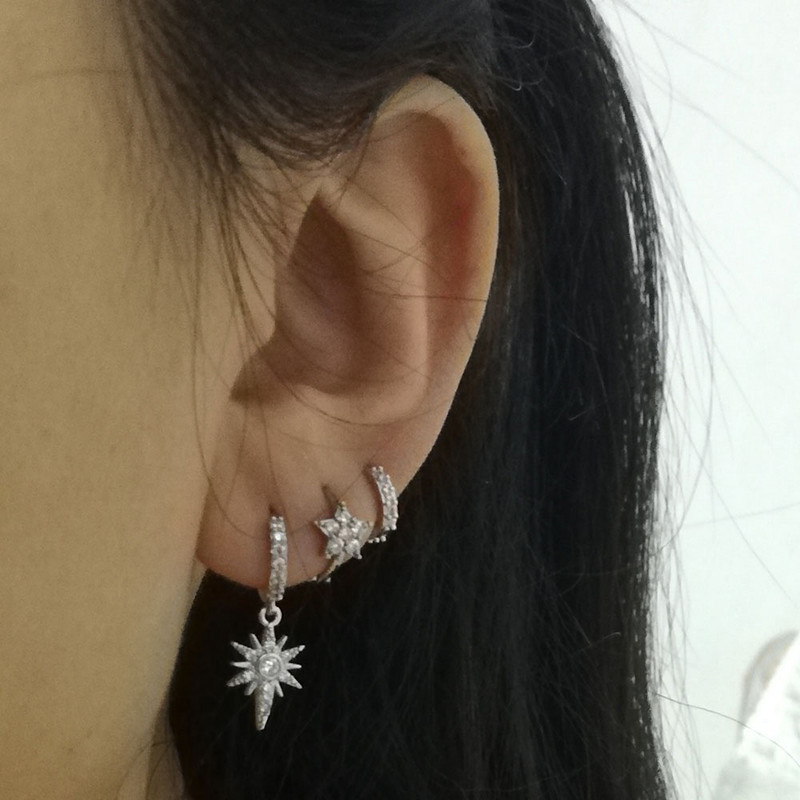 1 vnt. Punk Hiphop Cool Crystal Moon Star Cross Heart Kaukolė Mažas Apvalus Lankelis Auskarų vėrimas Pakabukas Ausys Žavingi papuošalai Didmeninė prekyba