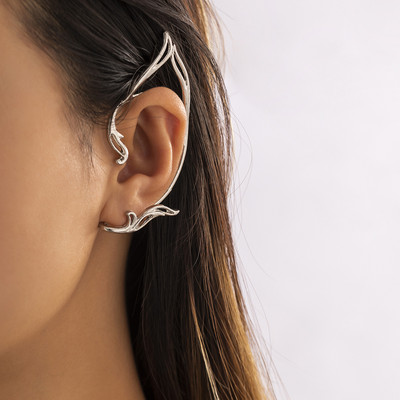 Punk liialdatud kolmemõõtmeline inglitiivad kõrvarõngad kõrvamansett naistele Retro draakon augustamata kõrvarõngad klambrid peoehted