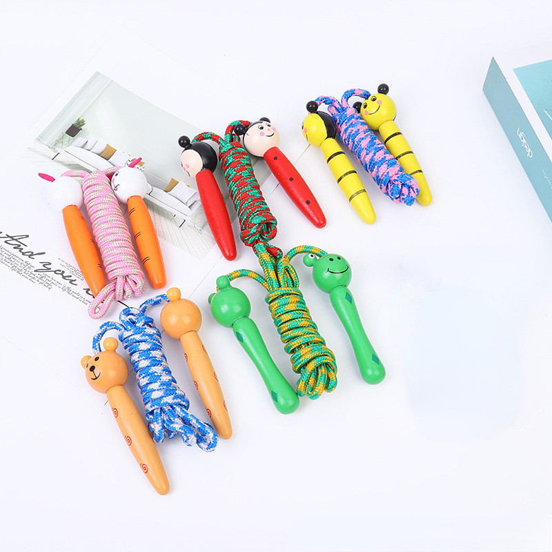 Vaikų šokinėjimo virvė, reguliuojama medvilninė šuolio virvė su medine rankena, skirta berniukų ir mergaičių kūno rengybos treniruotėms, linksmas žaislas