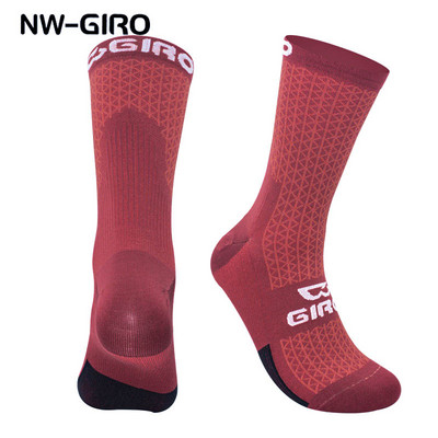 Meeskondlikud rattasokid Professionaalsed spordirattasokid Kvaliteetsed jooksusokid Korvpallisokid Mitut värvi