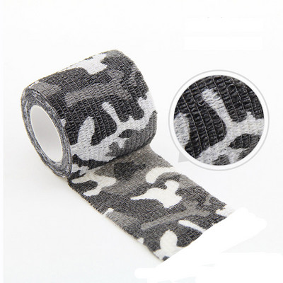 1 rulonas 2,5 cm x 4,5 M kamufliažinis elastoplasto lipnus tvarstis, tampri, lipni juosta, skirta sportinei apsaugai kelio piršto kulkšnies