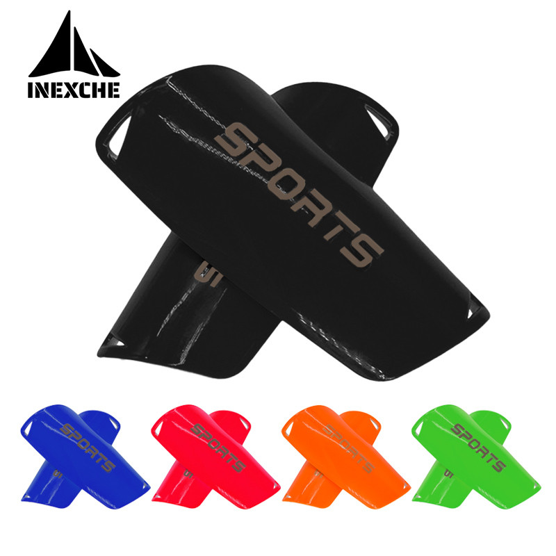 1 paar spordijalgpalli säärekaitsmed lastele Jalgpalli säärekaitsmed toetavad säärevarrukaid täiskasvanud teismelistele lastele