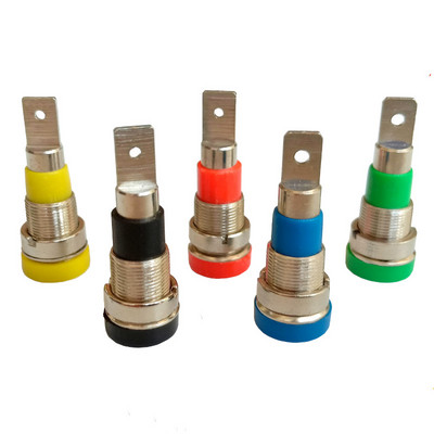 5 vnt. žalvarinis 2 mm bananinis lizdas, važiuoklės skydelio tvirtinimo lizdo jungtis neapdengtam bananų kištukui